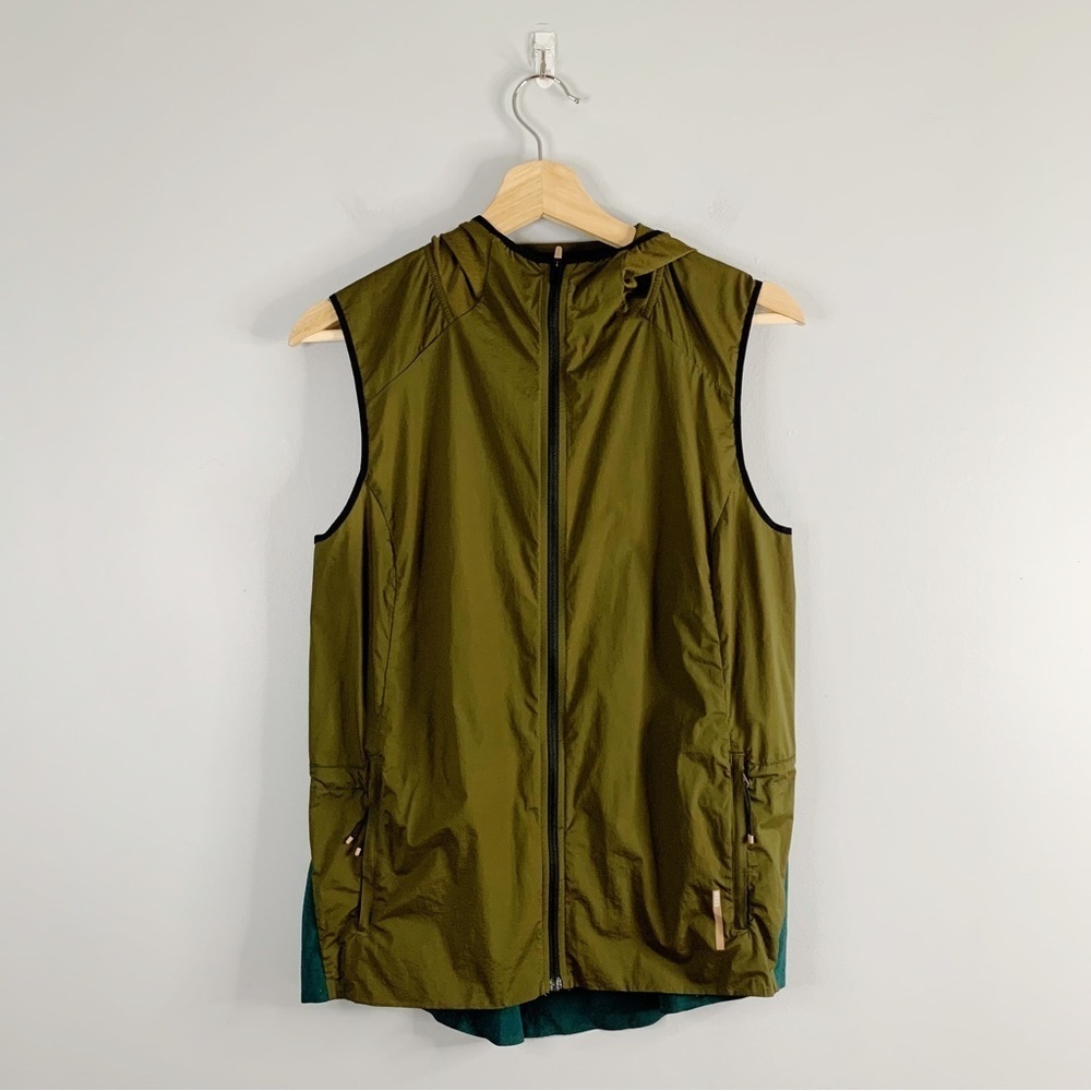 REI Womens Green On The Trail Run Vest Sleeveless Lightweight Nylon Mesh Small